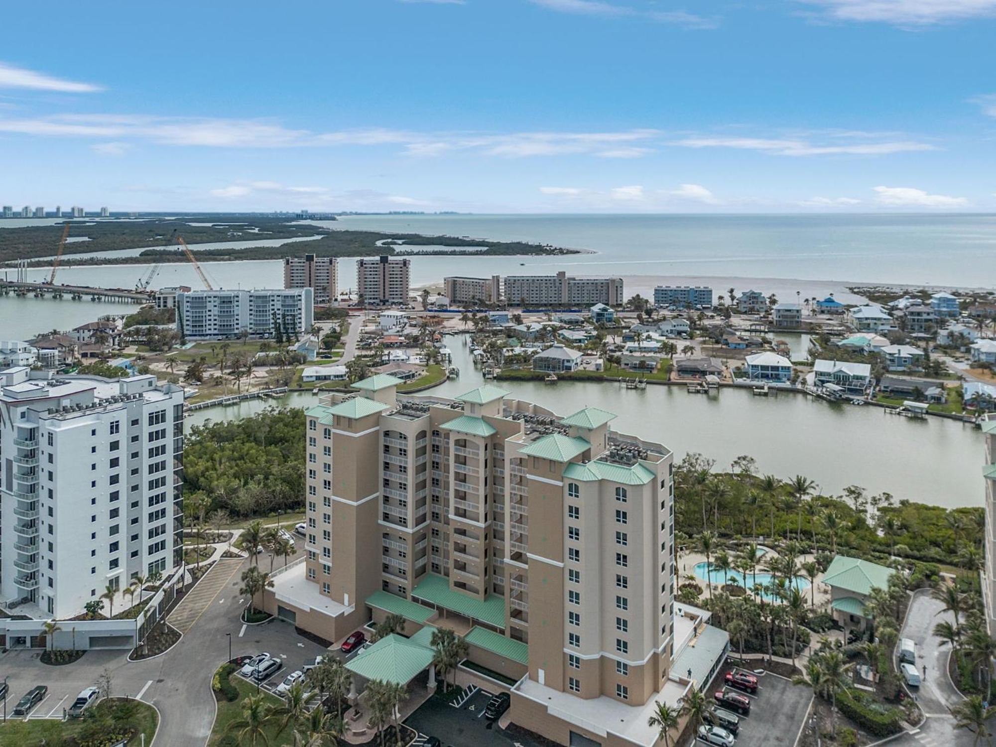 Waterfront Condo W/ Bay Views, Pool & Tennis Court Fort Myers Beach Dış mekan fotoğraf